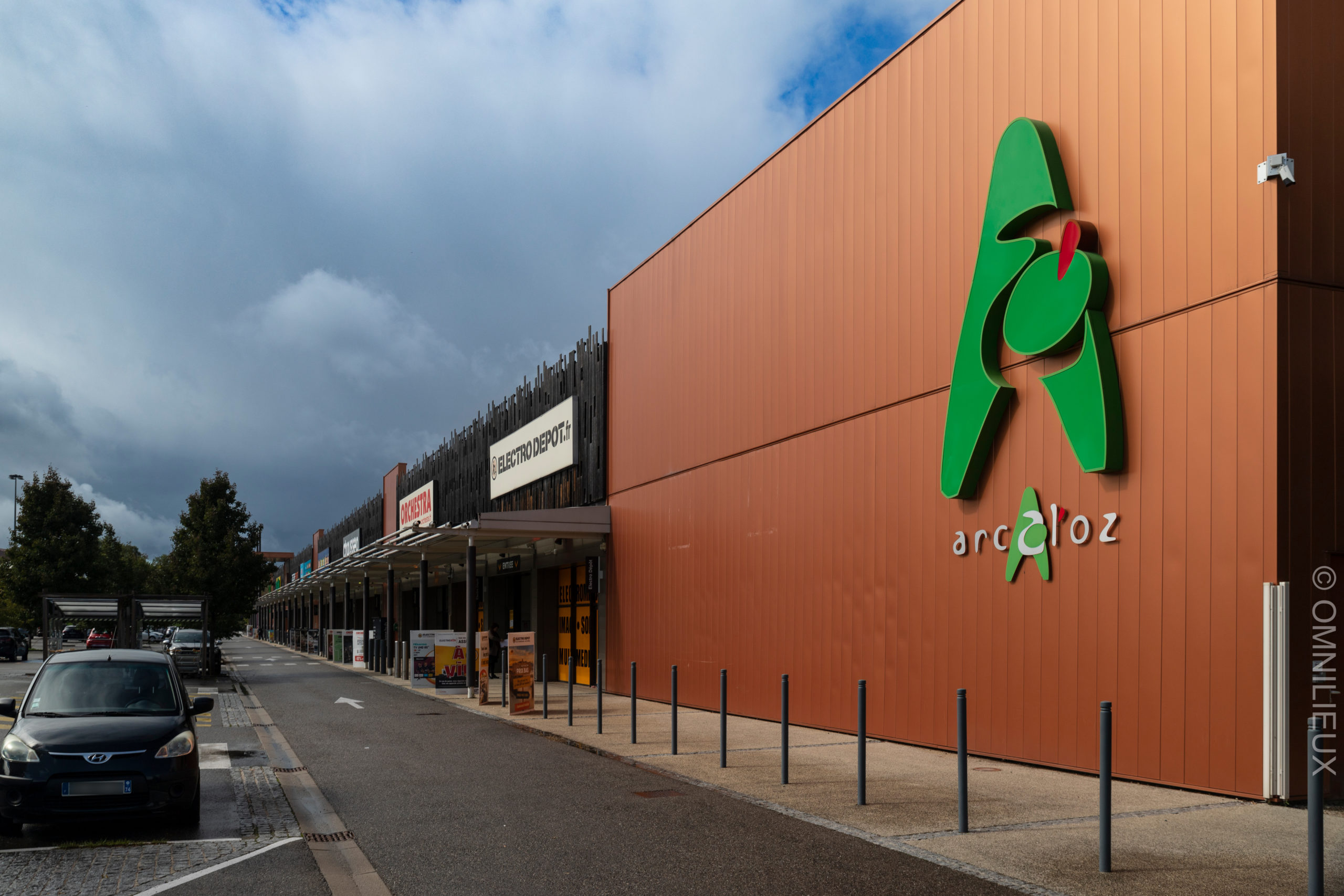 21/03/2024 - Annecy : le centre commercial Arcal’Oz racheté pour 25 millions d’euros - Actualités