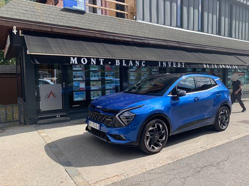 CENTURY 21 Mont-Blanc Invest goes electric - Real estate news in Chamonix