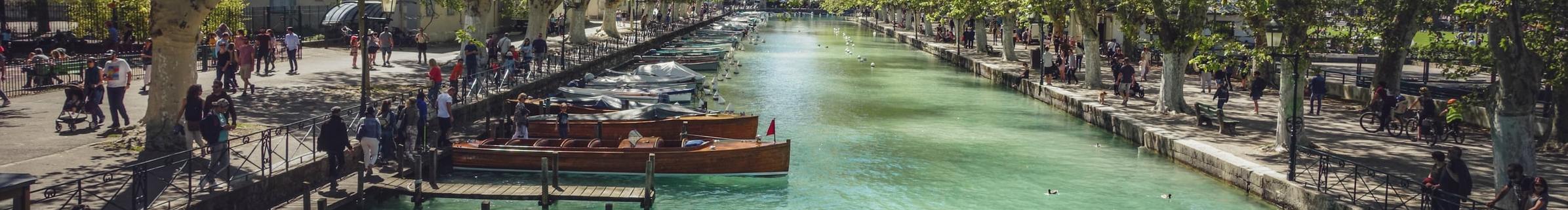 Vallat Immo lacs: agences spécialistes de la vente de maisons et appartements autour du Lac d'Annecy, Lac du Bourget, Aix-les-Bains