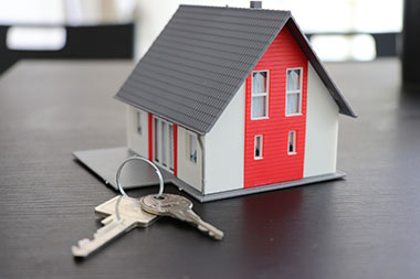 Immobilier : doit-on vendre avant d’acheter son logement ? - Actus & évènements
