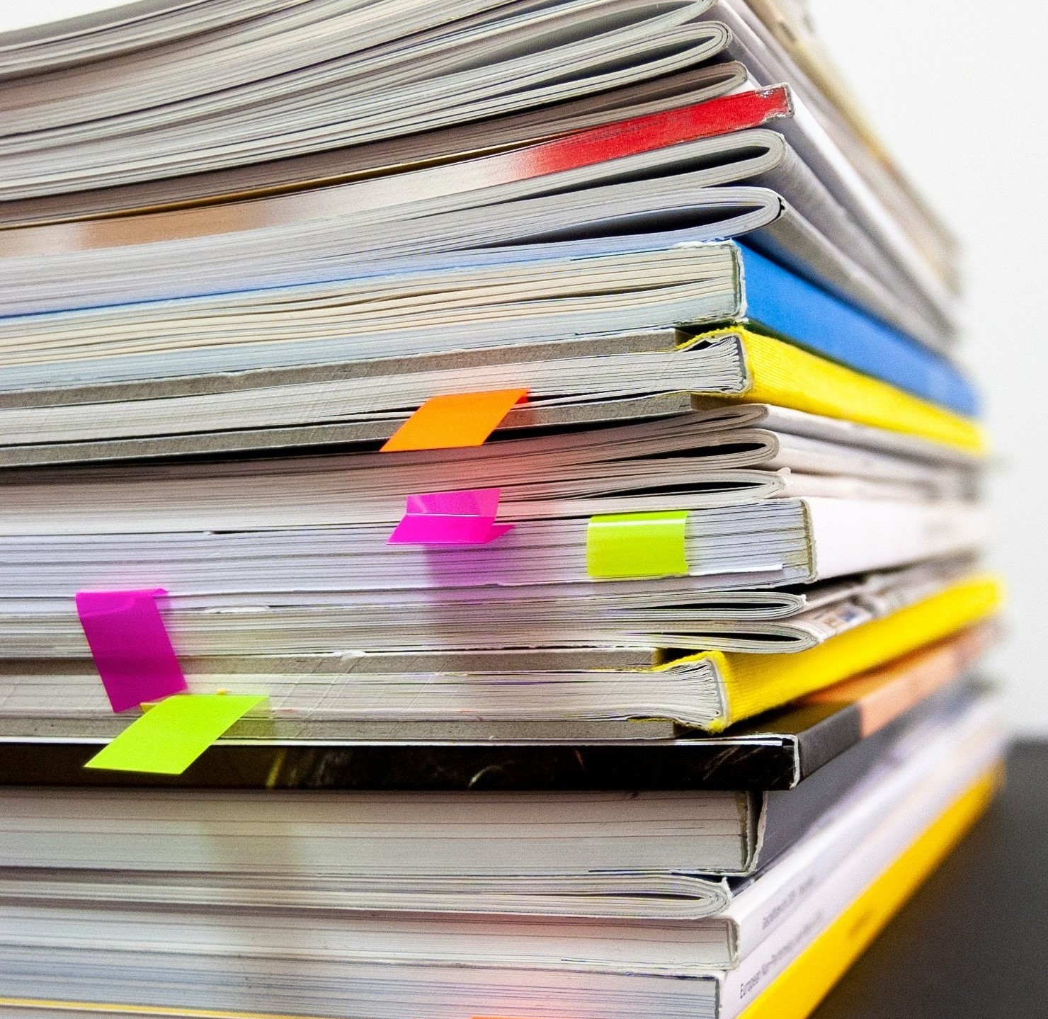 Comment Bien Préparer son Dossier de Location : Le Guide Complet pour Mettre Toutes les Chances de Votre Côté - Nos conseils logement dans le Sud de la France