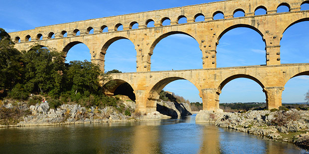 Le Pont-du-Gard et ses alentours - Immobilier du Sud de la France