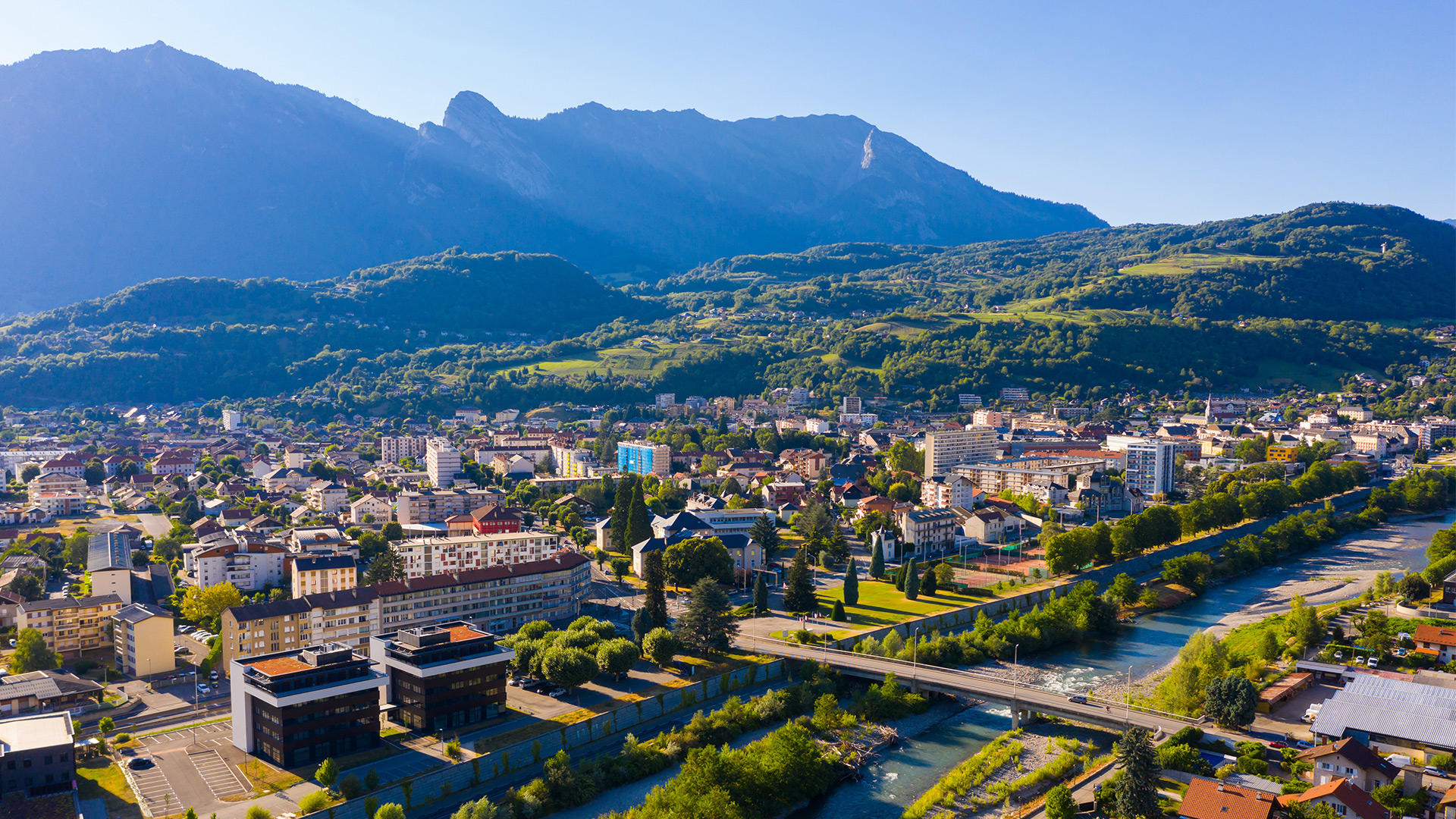 Vente d'appartements et de maisons à Albertville avec votre agence immobilière Evidence Immobilier